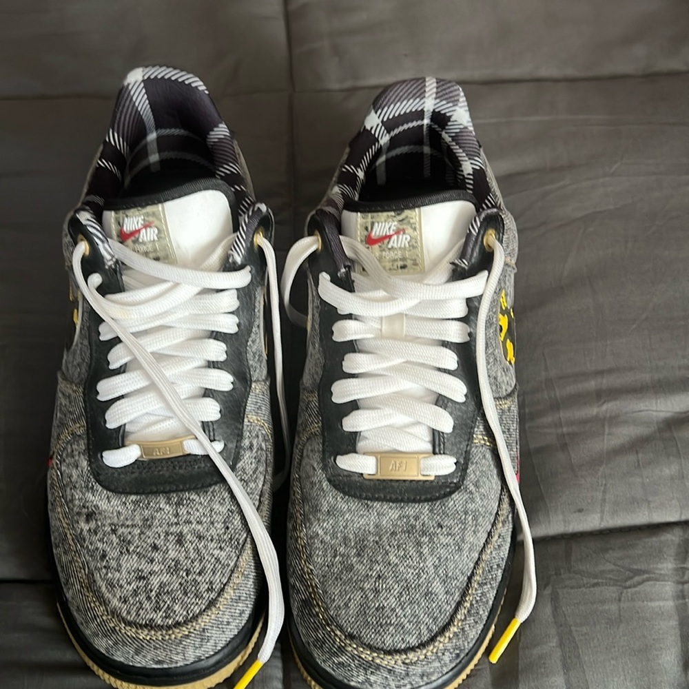 *RARE* Nike Airforce one low camo denim remix. EUC men’s size 8